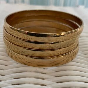 Set of 4 Gold Bangle Bracelet Set